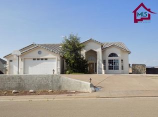 2266 Cherry Hills Ct, Alamogordo, NM 88310