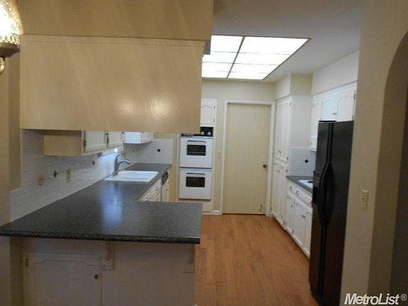 3rd image of 1153 Julie Dr