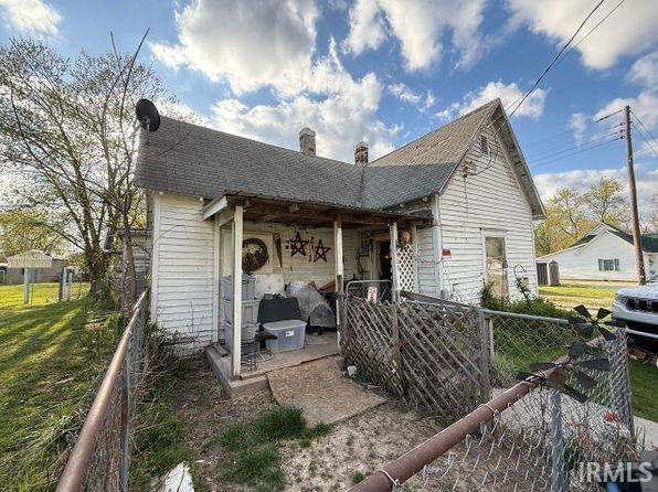 517 S Meridian Rd, Mitchell, IN 47446