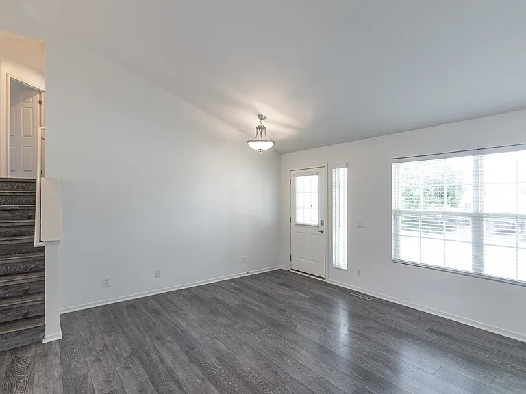 17802 Olive St — Photo 5