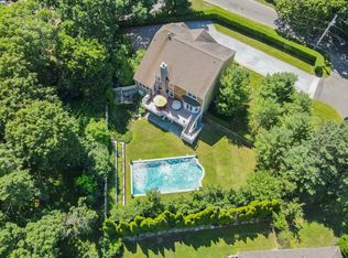 106 Henry Rd, Southampton, NY 11968