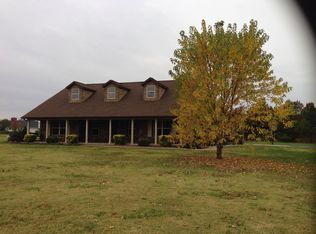 1507 SW 2nd St, Bentonville, AR 72712