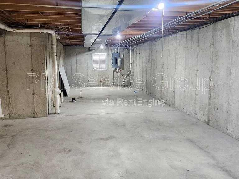 3467 Charlemaine Dr — Photo 20