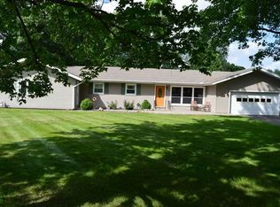 510 Wagoner Dr, Mt Zion, IL