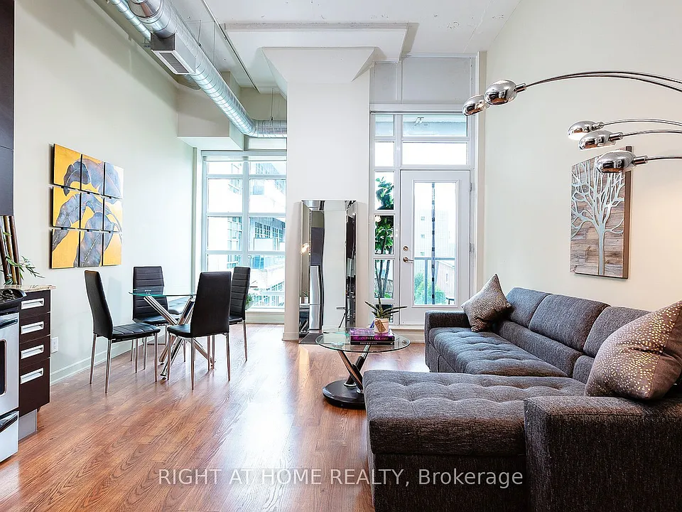 380 Macpherson Ave #314