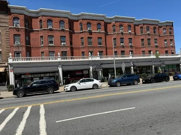 3027 John F Kennedy Boulevard image 1 of 13