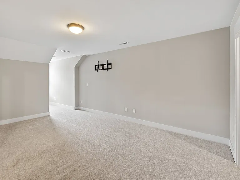 5601 Old Pearce Rd — Photo 49