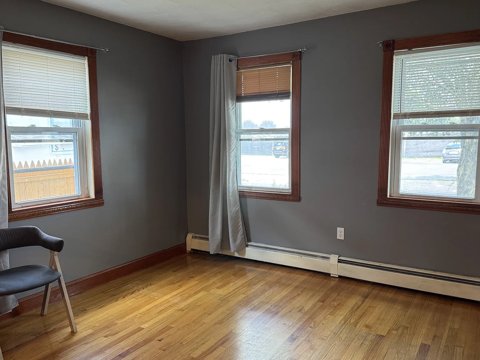 2 bed, 768 sqft, $1,900 — Photo 2