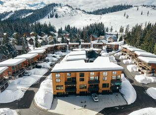 51 Pass Life Way, Snoqualmie Pass, WA 98068