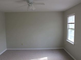 1406 Minor Ridge Ct, Charlottesville, VA 22901