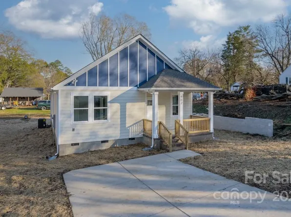 902 4th St, Spencer, NC 28159