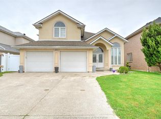 160 Branton Cres, Lakeshore, ON N9K1E6