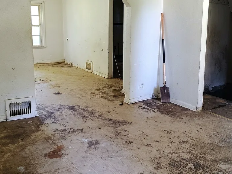 5257 Alcott Ave — Photo 3