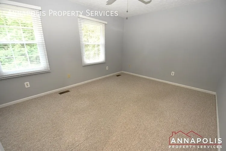 1915 Ridgewood Rd — Photo 28