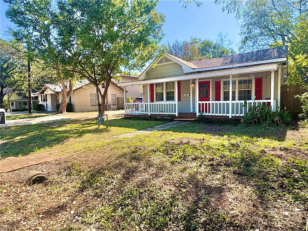 2 bed, 3.0 bath, 1380 sqft, $1,700 — Photo 2