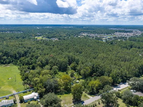 9296 HIPPS Road, Jacksonville, FL 32222