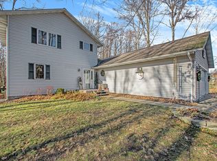 6650 Johnson Rd, Coloma, MI 49038