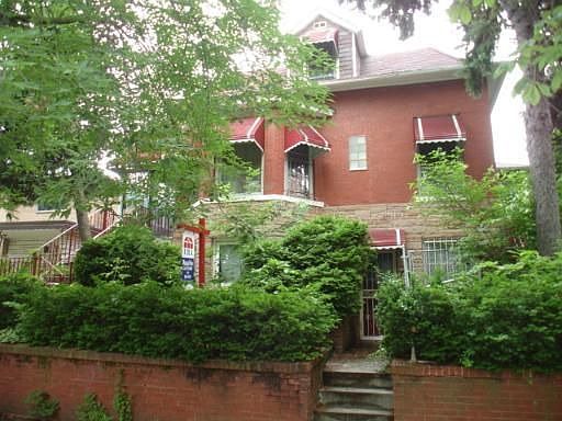 2nd image of 2608 N Merrimac Ave