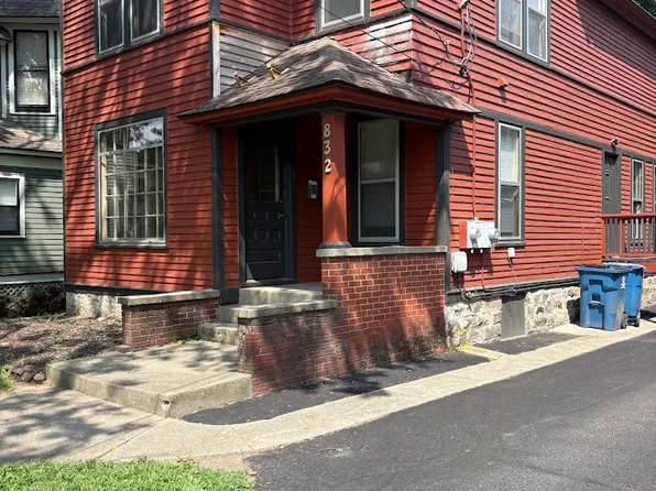 832 W Kalamazoo Ave, Kalamazoo, MI 49007