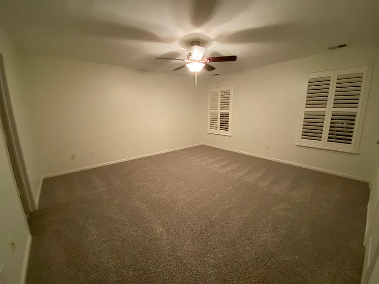 5629 Memorial Dr — Photo 19