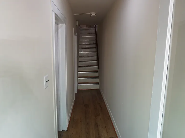 217 Center St — Photo 5
