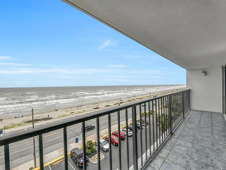 7310 Seawall Blvd #605 — Photo 23
