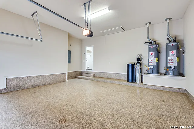 110 Evans Oak Ln — Photo 23