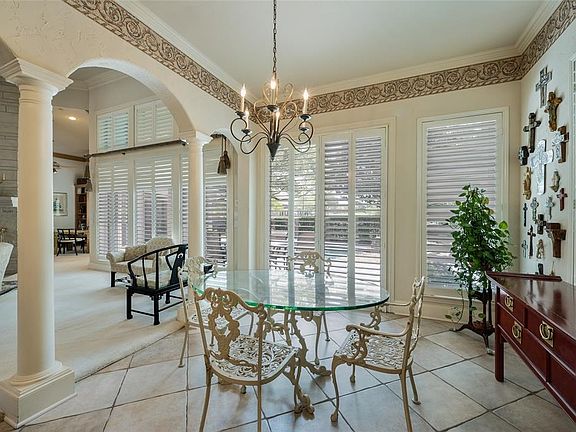 2nd image of 3201 Gleneagles Ct
