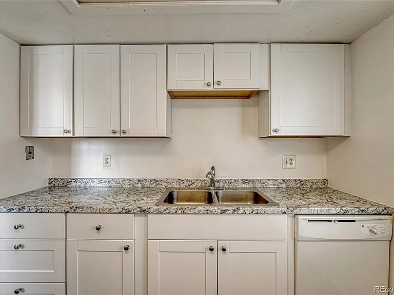 491 S Kalispell Way #101 — Photo 15