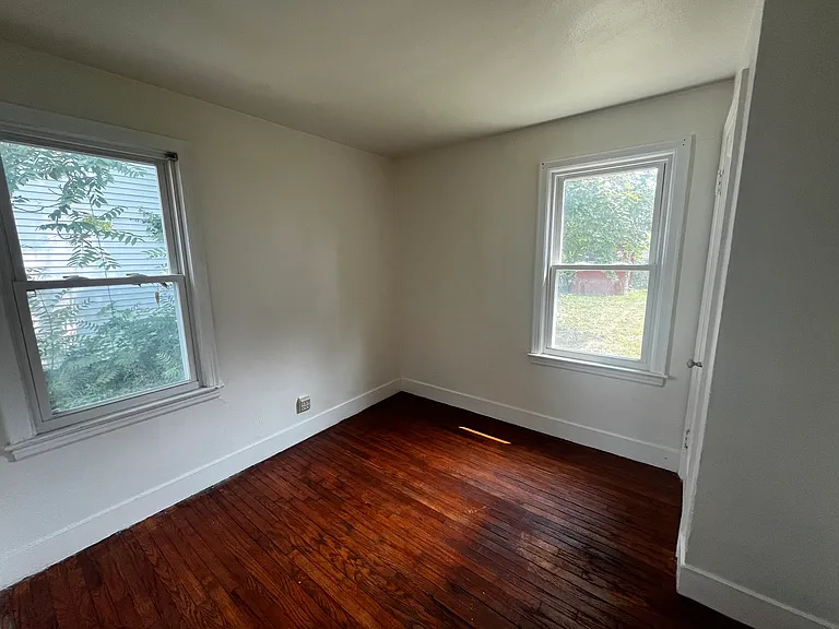 117 Wyoming Ave — Photo 5