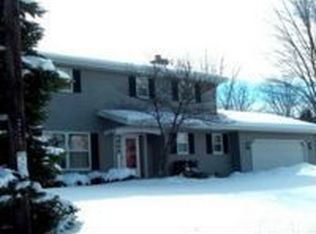 4903 Sunset Rd, Manitowoc, WI 54220