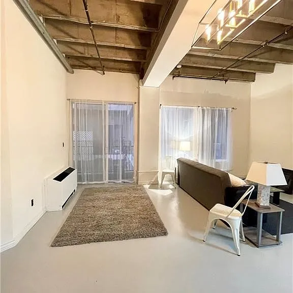 312 W 5th St #609 — Photo 4