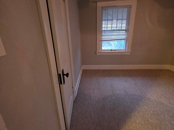 2nd image of 700 Lakemont Ave