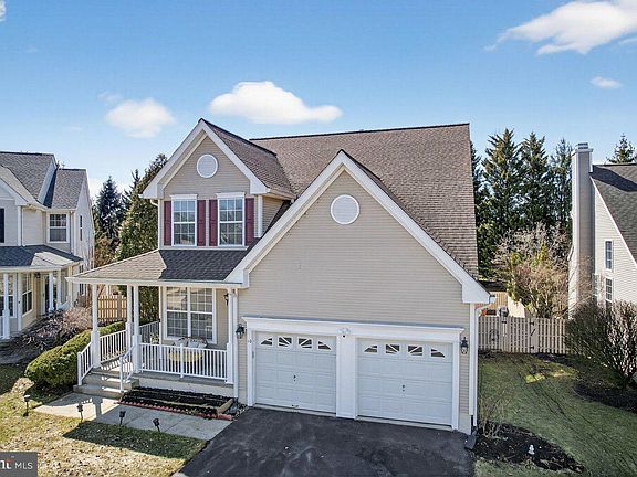 2nd image of 10 Eldridge Dr