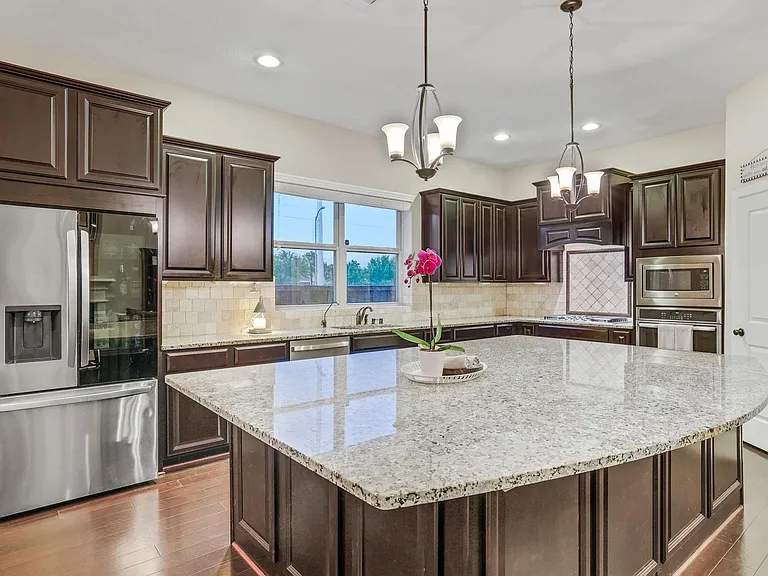 10423 Hatcher Dr — Photo 15