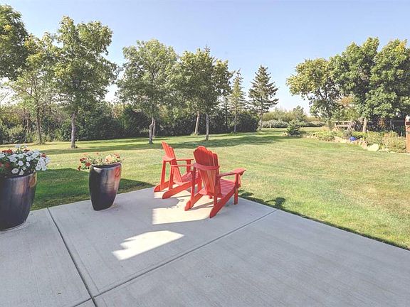 2nd image of 274133 S Range Road 252