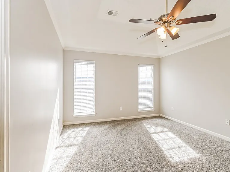 5678 Kuykendall Dr — Photo 11