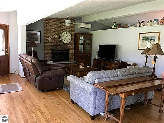 4th image of 3986 Sandia Ct