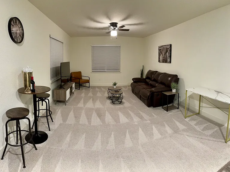 507 Fox Branch Dr — Photo 7