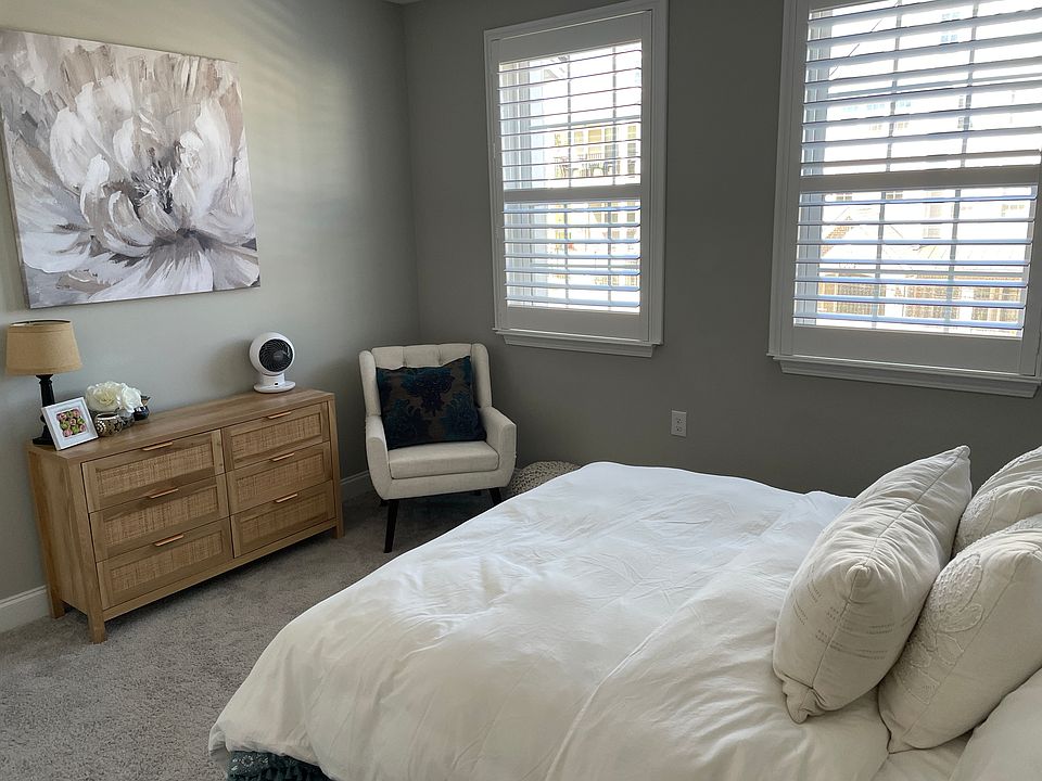 2nd image of 3000 Vintage Green Ln #3204