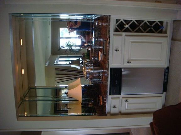 2nd image of 1201 Lakeshore Dr