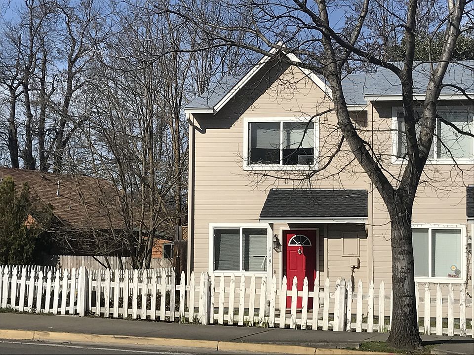 1st image of 119 E Hersey St