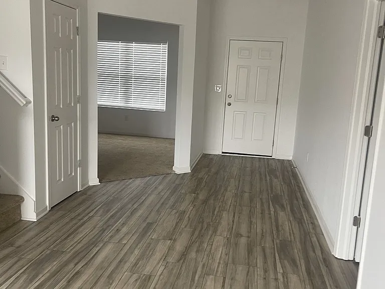 5108 Maywood Dr — Photo 7