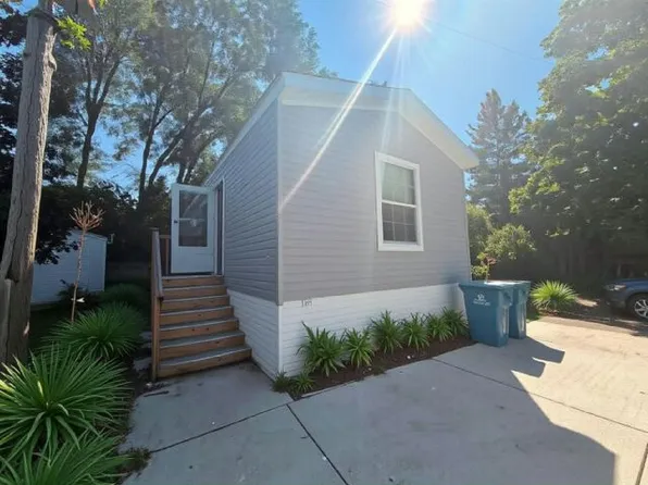 164 Star Cir #110, Saint Paul, MN 55127
