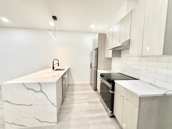 1440 Greene Avenue image 2 of 14