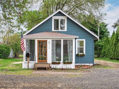 913 Cameron Trail, Eau Claire, WI, 54703