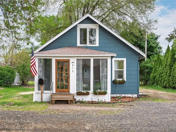 913 Cameron Trail, Eau Claire, WI 54703