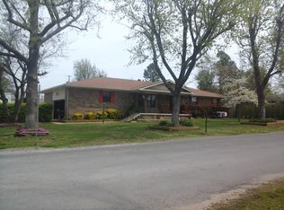 267 Crestwood Dr, Tahlequah, OK 74464