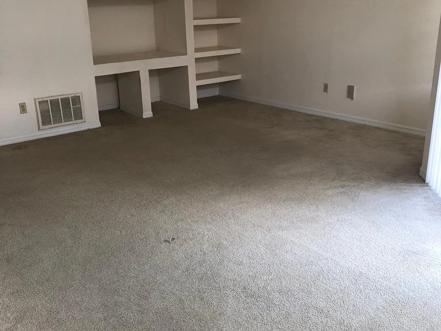 7320 Westpointe Blvd — Photo 3