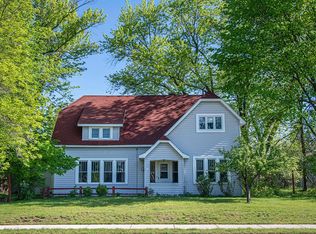 517 E Division St, Eagle River, WI 54521
